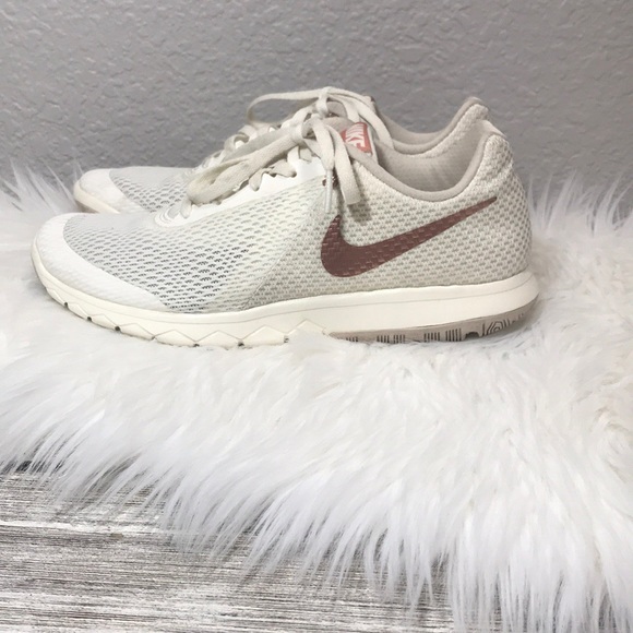 Nike Shoes - Nike Flex Experience